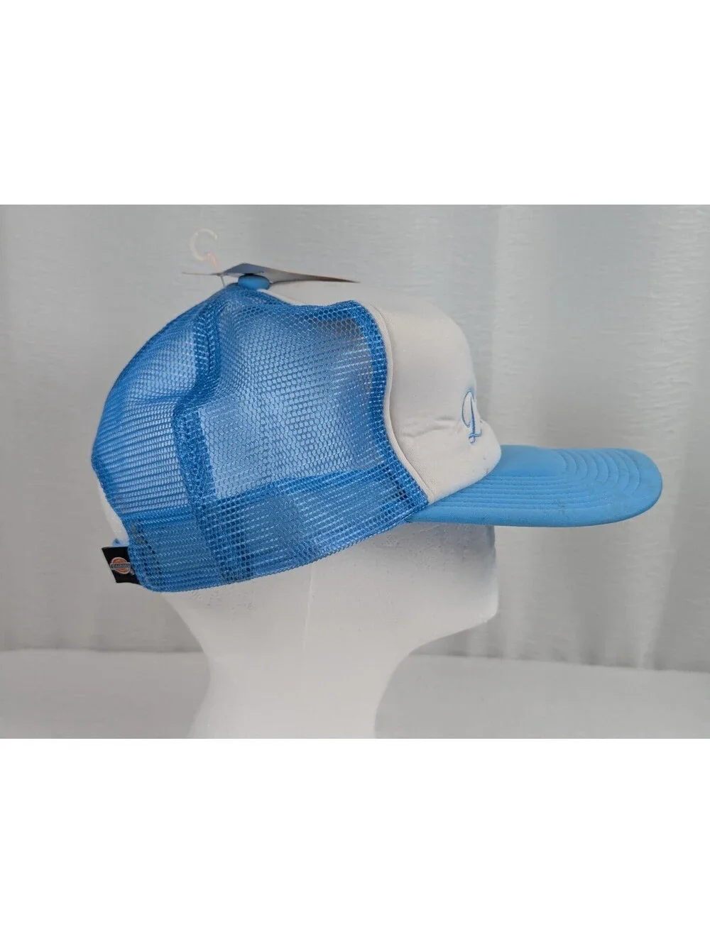 Dickies - Trucker Hat / Cap - Light Blue & White